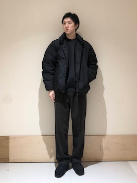 「URBAN RESEARCH DOORS（アーバンリサーチドアーズ）のウールブレンドネップワンタックパンツ（その他パンツ）」を使った、aisakuさん（メンズ・174cm）の冬コーディネート