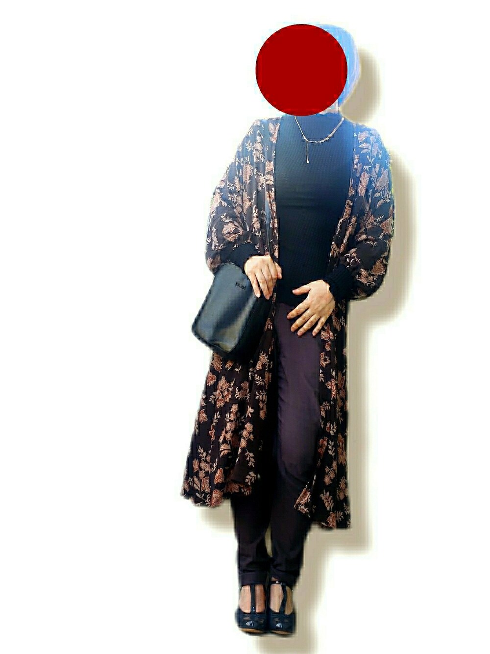 「秋コーデ、レトロ、ワンピース、パンプス、ぽっちゃり、ぽっちゃりでもおしゃれしたい！、プチプラ、柄ワンピース、ブラウン、きれいめカジュアル、オトナ女子、ガウン、ショルダーバッグ、ニッセン」｜「Whim GazetteのWhim Gazette［ウィム ガゼット］
3層スクエアショルダーバッグ 宝島社ムック（ショルダーバッグ、ブラック系）」を使った、sunleafさん（レディース・161cm）の秋コーディネートの1枚目の写真