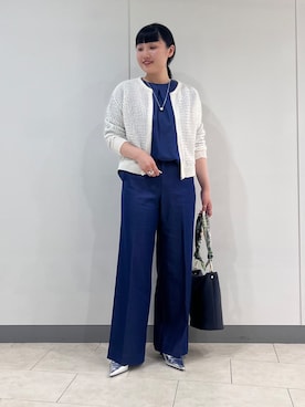 「INDIVI（インディヴィ）の【洗える／UVケア／SETUP可能】デニムライク ランタン袖ブラウス（シャツ/ブラウス、ブルー系）」を使った、hasuさん（レディース・158cm）の春コーディネート