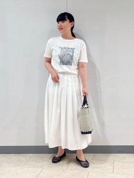 「INDIVI（インディヴィ）の【UVケア／選べるグラフィック】スムースジャージTシャツ（Tシャツ/カットソー、ホワイト系）」を使った、hasuさん（レディース・158cm）の夏コーディネート