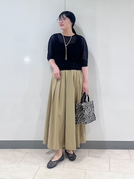 「INDIVI（インディヴィ）の【体型カバー／洗える】シアードルマンニット（ニット/セーター、ブラック系）」を使った、hasuさん（レディース・158cm）の夏コーディネート