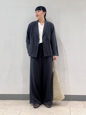 「INDIVI（インディヴィ）の【さらに軽く軽快！／着る日傘】ドルマンダブルジャケット（テーラードジャケット、グレー系）」を使った、hasuさん（レディース・158cm）の春コーディネート