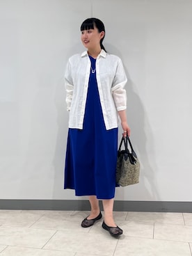 「INDIVI（インディヴィ）の【接触冷感／2WAY】カシュクールリネンシャツ（シャツ/ブラウス、ホワイト系）」を使った、hasuさん（レディース・158cm）の夏コーディネート