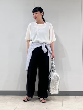 「INDIVI（インディヴィ）の【洗える／2WAY／裾ドロスト付き】 ドルマンスリーブチュニックトップス（Tシャツ/カットソー、ホワイト系）」を使った、hasuさん（レディース・158cm）の春コーディネート