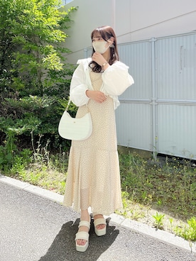 「アイテム（マウンテンパーカー、ホワイト系）」を使った、risapi🐰（骨格ウェーブ）さん（レディース・157cm）の春コーディネート