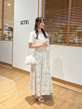 risapi🐰（骨格ウェーブ）さんのコーディネート