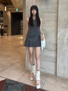 「EMODA（エモダ）のアイテム（ソックス/靴下）」を使った、岩橋蒼依さん（レディース・162cm）の春コーディネート