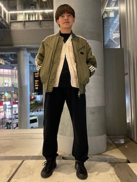 「スタンスミス」｜「アイテム（ジャケット/アウター）」を使った、keitaさん（メンズ・165cm）の秋コーディネート
