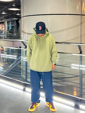 「FOG ESSENTIALS（エフオージーエッセンシャルズ）のアイテム（トップス）」を使った、くぅろさん（メンズ・165cm）の冬コーディネート