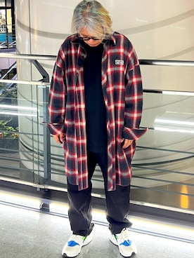 「NUMBER (N)INE（ナンバーナイン）のアイテム（シャツ/ブラウス、レッド系）」を使った、くぅろさん（メンズ・165cm）の春コーディネート