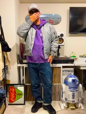 「EVISU（エヴィス）のアイテム（パンツ）」を使った、lowrellさん（メンズ・165cm）の春コーディネート