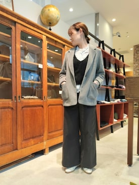 「アイテム（ジャケット/アウター、グレー系）」を使った、komukai.さん（レディース・166cm）の冬コーディネート