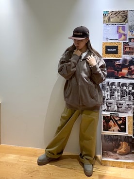 「アイテム（パーカー）」を使った、玲奈(Rena)さん（レディース・161cm）の秋コーディネート