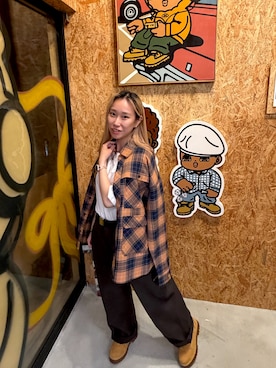 「Timberland（ティンバーランド）の【TOKYO DESIGN COLLECTIVE】ベイカー パンツ ユニセックス（その他パンツ）」を使った、玲奈(Rena)さん（レディース・161cm）の秋コーディネート