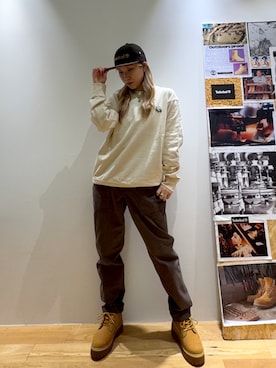 「アイテム（スウェット）」を使った、玲奈(Rena)さん（レディース・161cm）の秋コーディネート