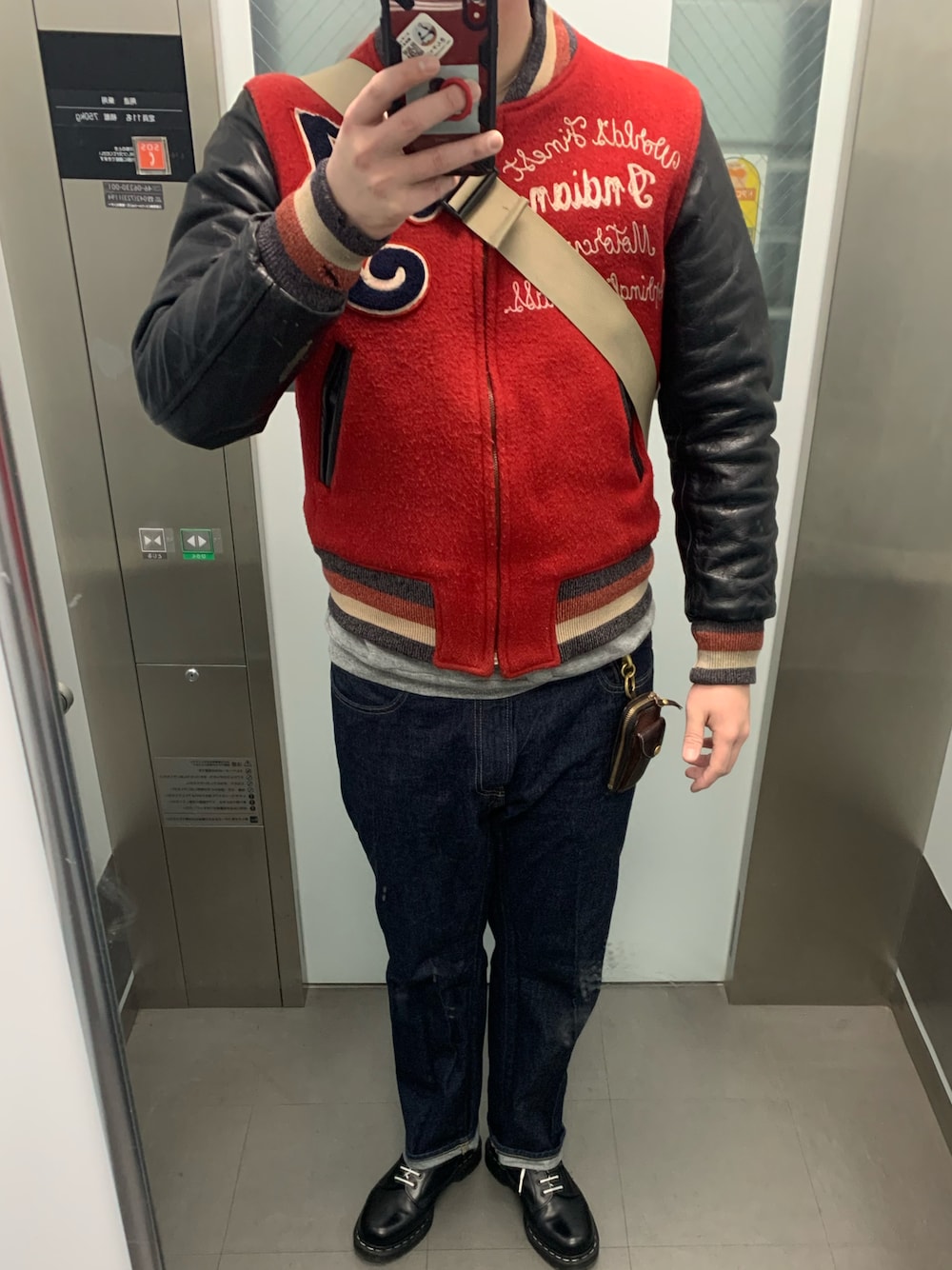 東洋エンタープライズのスタジャンを使った人気ファッション