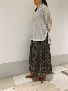 「スエードシューズ」｜「アイテム（パンプス）」を使った、HIMIKO　あべのハルカス店さん（レディース・153cm）の秋コーディネート