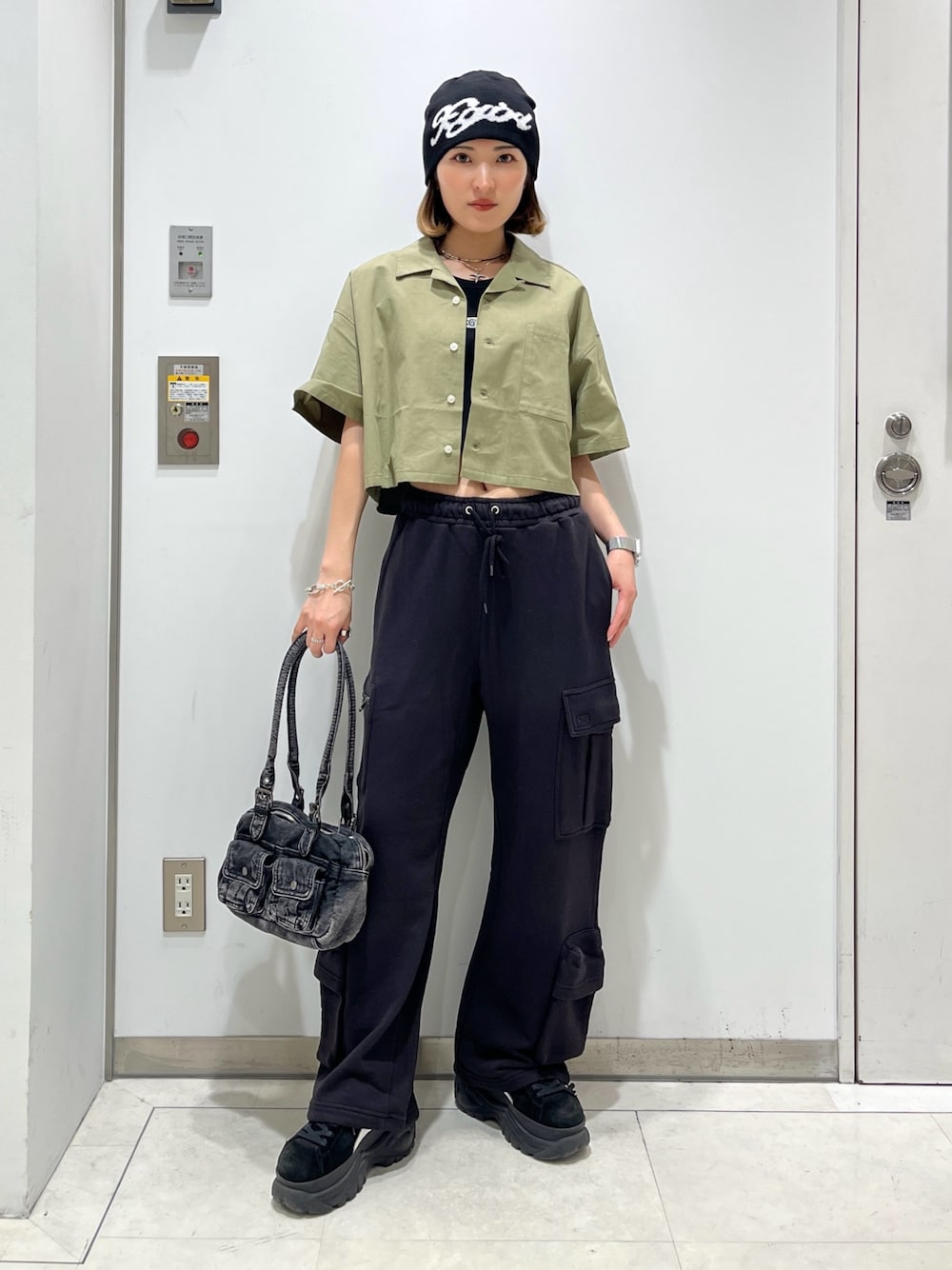 早い者勝ち X-girl FRAY PATCH LOGO DENIM HANDBAG ディテール◎ FRAY PATCH LOGO DENIM HANDBAG（ハンドバッグ）｜X-girl