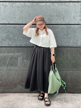 「LAROUTE」｜S A R Aさん（レディース・146cm）の春コーディネート