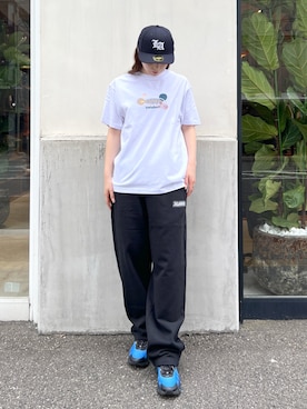 「アイテム（スウェットパンツ）」を使った、Hinakoさん（レディース・165cm）の夏コーディネート