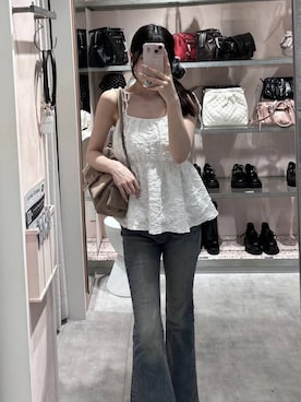 「Heather（ヘザー）の【脚長×美脚を叶える、Heatherの新定番】ISKOフレアデニムパンツ　575793（デニムパンツ、ブルー系）」を使った、HARUKIさん（レディース・157cm）の春コーディネート