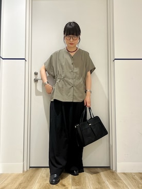 ãURBAN RESEARCH DOORSïŒã¢ãŒãã³ãªãµãŒããã¢ãŒãºïŒã®Vããã¯ãŠãšã¹ãã®ã£ã¶ãŒãã©ãŠã¹ïŒã·ã£ã/ãã©ãŠã¹ãã°ãªãŒã³ç³»ïŒãã䜿ã£ãããã.* ð¥§âããïŒã¬ãã£ãŒã¹ã»158cmïŒã®å€ã³ãŒãã£ããŒã