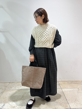 「アイテム（シャツワンピース）」を使った、れおさん（レディース・158cm）の秋コーディネート