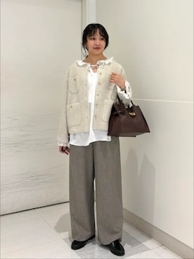 「SHIPS（シップス）のアイテム（スラックス）」を使った、庭田さん（レディース・155cm）の秋コーディネート
