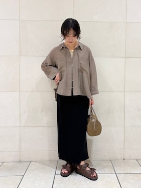 「アイテム（ボストンバッグ）」を使った、庭田さん（レディース・155cm）の夏コーディネート