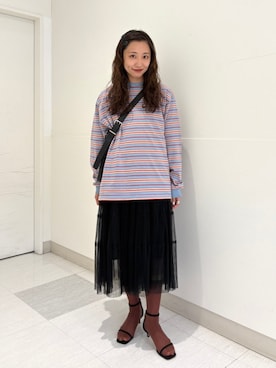 「SHIPS（シップス）のアイテム（スカート）」を使った、庭田さん（レディース・155cm）の秋コーディネート