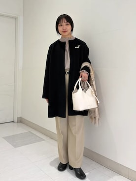 「アイテム（ブローチ/コサージュ）」を使った、庭田さん（レディース・155cm）の冬コーディネート