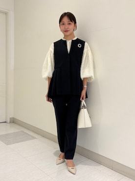 「アイテム（ブローチ/コサージュ）」を使った、庭田さん（レディース・155cm）の秋コーディネート