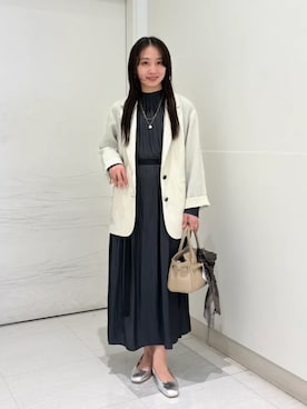 「SHIPS（シップス）のアイテム（アクセサリー）」を使った、庭田さん（レディース・155cm）の春コーディネート