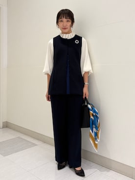 「アイテム（ブローチ/コサージュ）」を使った、庭田さん（レディース・155cm）の秋コーディネート