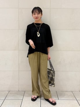 「アイテム（その他パンツ）」を使った、庭田さん（レディース・155cm）の夏コーディネート