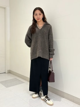 「シップス」｜「アイテム（スニーカー）」を使った、庭田さん（レディース・155cm）の冬コーディネート