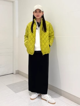 「アイテム（キャップ）」を使った、庭田さん（レディース・155cm）の冬コーディネート