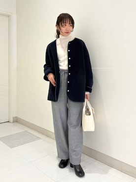 「SHIPS（シップス）のアイテム（Tシャツ/カットソー）」を使った、庭田さん（レディース・155cm）の秋コーディネート