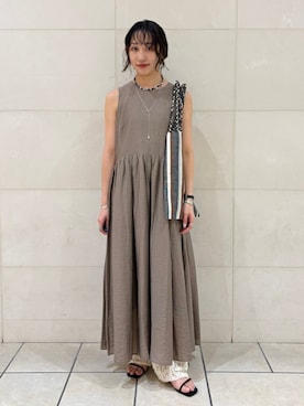 「アイテム（トートバッグ）」を使った、庭田さん（レディース・155cm）の夏コーディネート