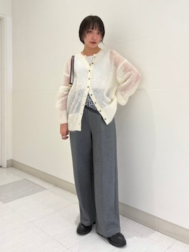 「アイテム（ストール/ショール）」を使った、庭田さん（レディース・155cm）の秋コーディネート