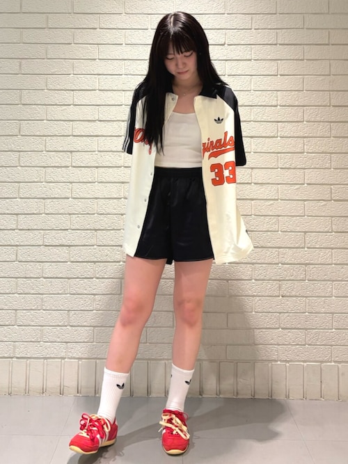 adidas Originals サテン ショーツ ラッフル スリーストライプス