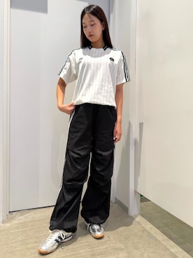 「adidas（アディダス）のアイテム（スウェットパンツ）」を使った、MAさん（レディース・162cm）の秋コーディネート