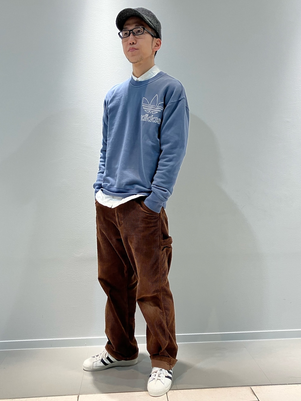 スーパースター 82 / Superstar 82、アディカラー アウトライン