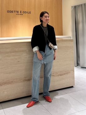 「アイテム（カードケース）」を使った、中井　オデット エ オディール スタッフさん（レディース・159cm）の春コーディネート