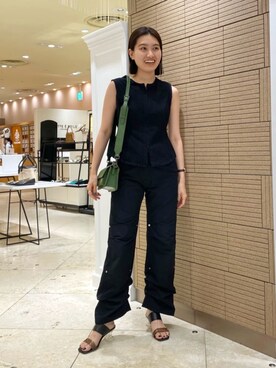 「HVISK（ヴィスク）のアイテム」を使った、中井　オデット エ オディール スタッフさん（レディース・159cm）の夏コーディネート