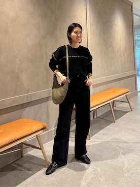 「アイテム（バッグ、グリーン系）」を使った、中井　オデット エ オディール スタッフさん（レディース・159cm）の冬コーディネート