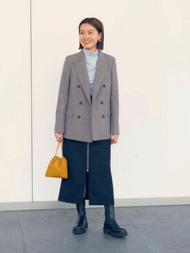 「ESLOW（エスロー）のアイテム」を使った、中井　オデット エ オディール スタッフさん（レディース・158cm）の冬コーディネート