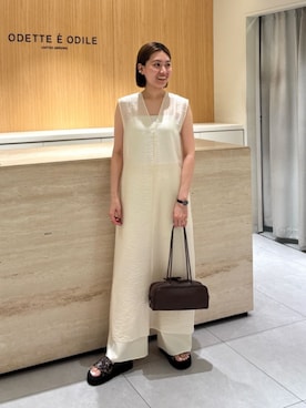 中井　オデット エ オディール スタッフさんのコーディネート