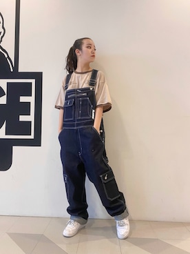 「XLARGE（エクストララージ）のアイテム（オールインワン・サロペット）」を使った、樹山 祐希菜さん（レディース・160cm）の夏コーディネート
