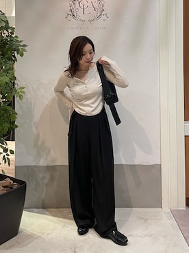 「CAPRICIEUX LE'MAGE（カプリシューレマージュ）のキューブベルテッドバッグ（トートバッグ、ブラック系）」を使った、aya_lemageさん（レディース・158cm）の秋コーディネート